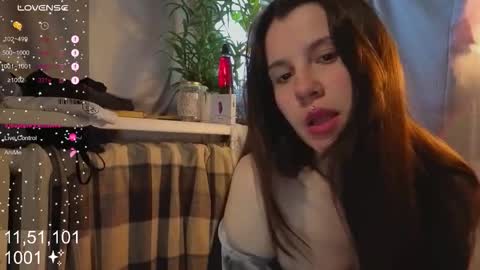 Molly  online show from November 7, 5:18 am