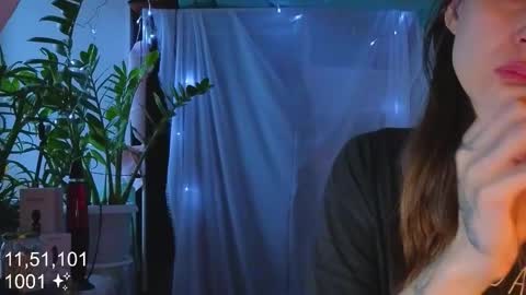 Molly  online show from November 18, 4:28 am