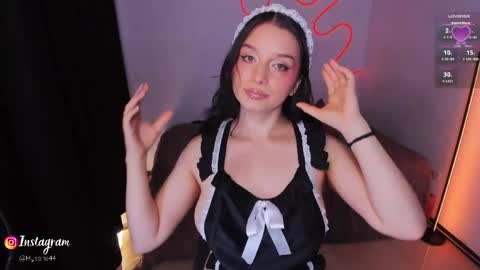       online show from April 16, 11:51 pm