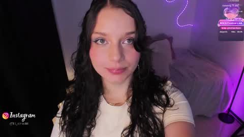       online show from April 28, 8:47 pm