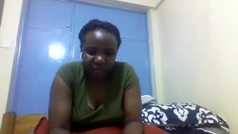 Snapshot of honeymuny chatting on October 31, 8:21 pm Honeymuny online show from October 31, 8:21 pm