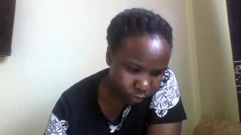 Snapshot of honeymuny chatting on November 3, 12:28 pm Honeymuny online show from November 3, 12:28 pm