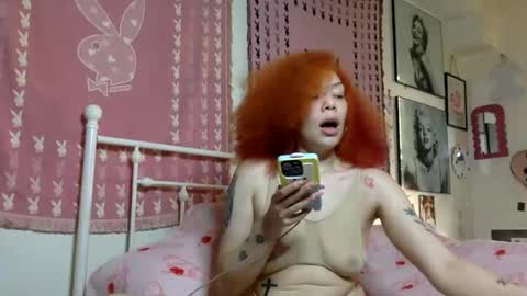 Snapshot of honeyruby chatting on April 17, 2:09 pm Ruby Sparks online show from April 17, 2:09 pm