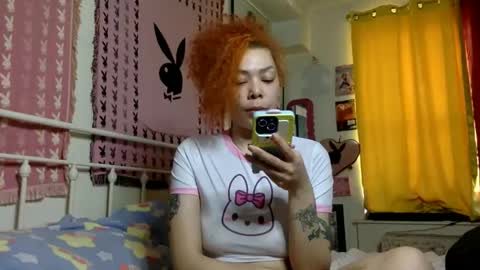 Snapshot of honeyruby chatting on April 24, 2:30 pm Ruby Sparks online show from April 24, 2:30 pm