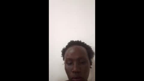 honeywithdarkpie online show from June 3, 9:20 pm