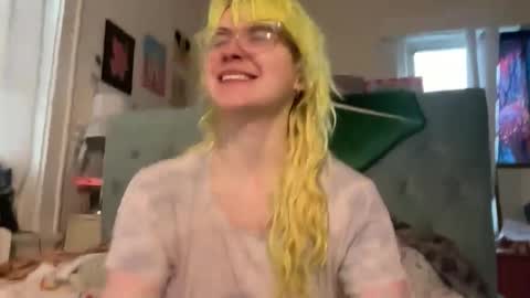 Emi Rose online show from March 6, 10:28 pm