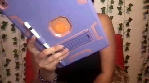 honeyyy89 online show from November 24, 6:51 pm