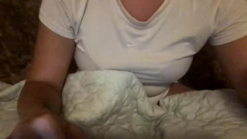 Snapshot of honeyy_89 chatting on July 15, 8:03 pm honeyyy89 online show from July 15, 8:03 pm