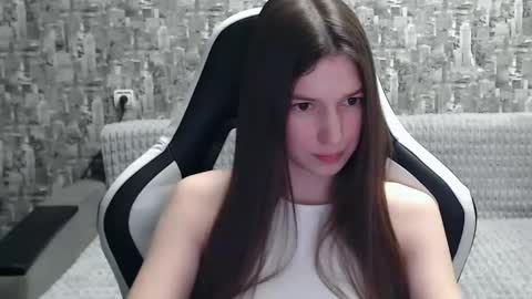 Nancy online show from February 10, 12:39 pm