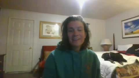 Snapshot of hoodoou chatting on February 15, 3:36 am hoodoou online show from February 15, 3:36 am