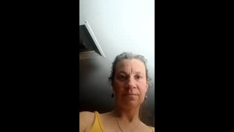 Snapshot of hoodoou chatting on February 20, 1:46 am hoodoou online show from February 20, 1:46 am