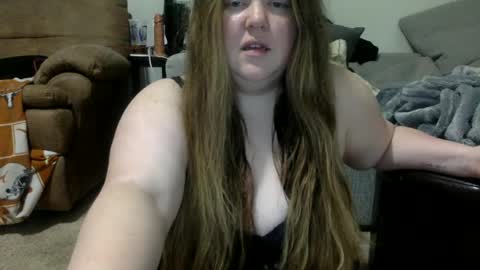 Snapshot of hookedbabe chatting on January 5, 3:11 am HookedBabe online show from January 5, 3:11 am