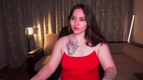 Snapshot of hoot_owl_cb chatting on June 10, 3:11 pm Karina online show from June 10, 3:11 pm