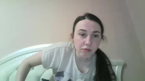 Snapshot of hootloove69 chatting on March 8, 8:01 pm hootloove69 online show from March 8, 8:01 pm