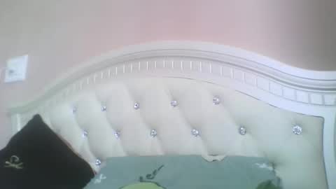 hootloove69 online show from May 17, 4:14 pm
