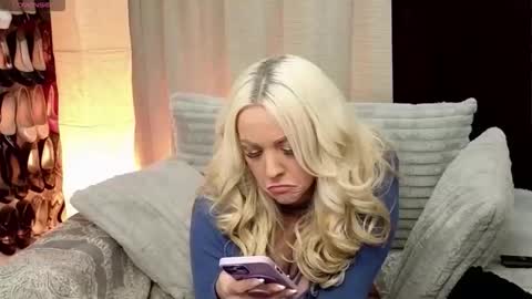 Hope Daylee online show from December 20, 3:24 am