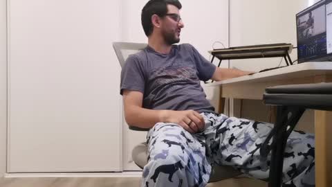 hopefulguy86 online show from May 16, 1:02 am