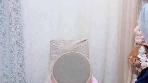 Snapshot of horinatori chatting on October 25, 1:24 am Rina online show from October 25, 1:24 am