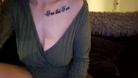 horneymomnextdoor online show from October 29, 1:30 am