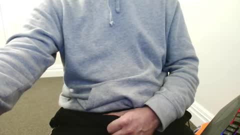 Snapshot of horny4older__ chatting on December 1, 12:21 pm Curious Horny online show from December 1, 12:21 pm