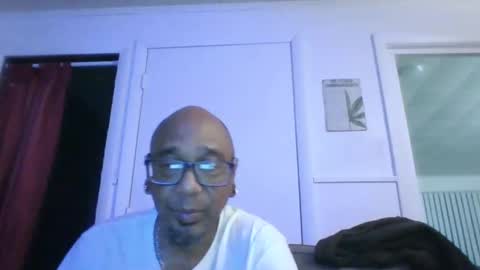 Snapshot of horny77capeverdain chatting on October 4, 3:48 am horny77capeverdain online show from October 4, 3:48 am