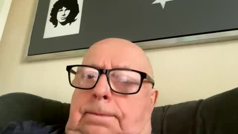 Snapshot of horny_147 chatting on March 24, 2:11 pm Cum suck Me off online show from March 24, 2:11 pm