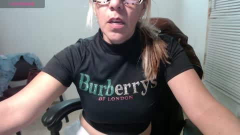 horny and daring online show from December 24, 12:22 am