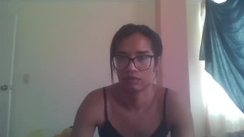 Snapshot of horny_brii chatting on June 12, 5:45 pm horny_brii online show from June 12, 5:45 pm