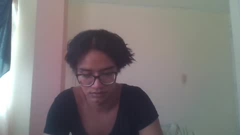 Snapshot of horny_brii chatting on July 1, 4:40 pm horny_brii online show from July 1, 4:40 pm