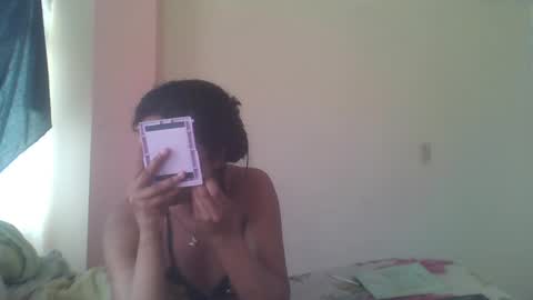 Snapshot of horny_brii chatting on July 4, 5:08 pm horny_brii online show from July 4, 5:08 pm