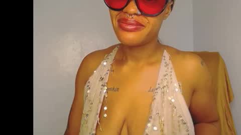 horny_ebonygirl_ online show from February 26, 4:44 am