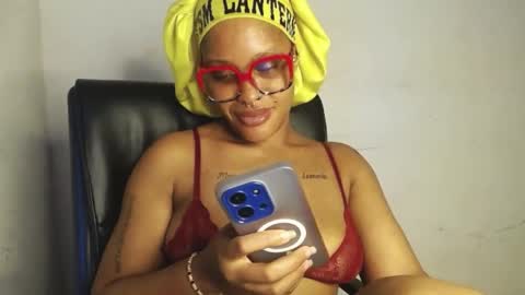 horny_ebonygirl_ online show from March 29, 7:19 am