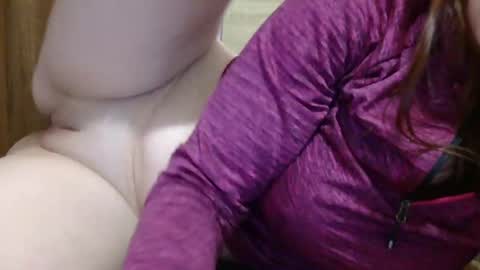 Snapshot of horny_hey chatting on February 3, 8:35 pm Serena online show from February 3, 8:35 pm
