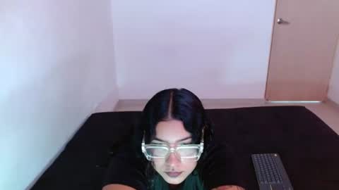 Snapshot of horny_kathe chatting on July 8, 7:40 pm horny_kathe online show from July 8, 7:40 pm