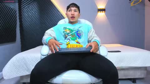 horny_nick18 online show from March 14, 11:48 am