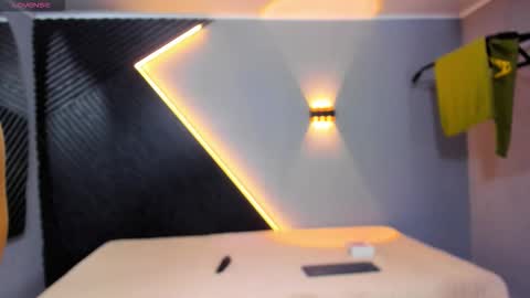 horny_nick18 online show from March 18, 1:25 pm