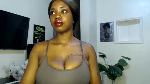 horny_princcess online show from February 26, 7:49 pm