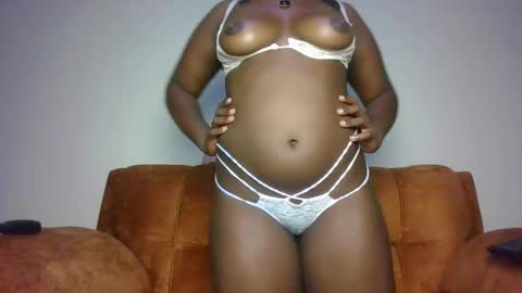 Lucy online show from November 26, 8:43 pm