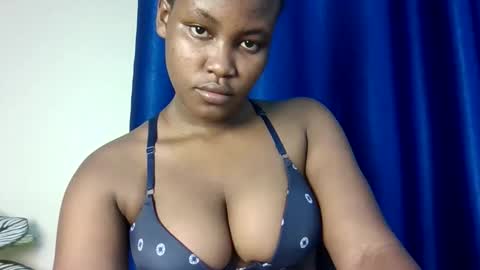 Snapshot of horny_sexxy_bitch chatting on November 28, 6:05 am Mitchell online show from November 28, 6:05 am