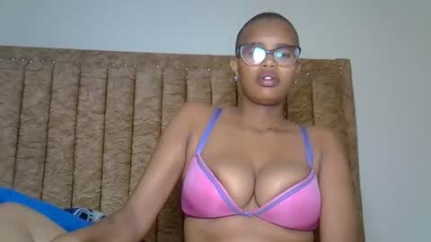 horny_sexy_baby online show from December 19, 1:56 am