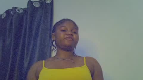 Snapshot of horny_slut0 chatting on March 18, 12:58 am Thelma online show from March 18, 12:58 am