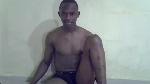 Snapshot of hornybeb36 chatting on November 4, 4:55 am hornybeb36 online show from November 4, 4:55 am