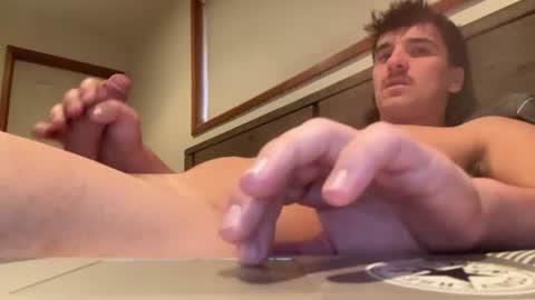 hornyboi186 online show from August 9, 6:51 am
