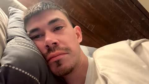 Justin 7 inches online show from March 7, 4:59 pm