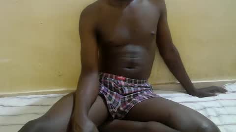 Snapshot of hornyboy9102003 chatting on February 22, 10:03 am hornyboy9102003 online show from February 22, 10:03 am