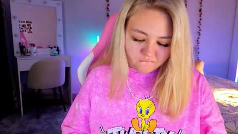 HornyCakee online show from October 12, 11:31 am