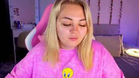 HornyCakee online show from October 21, 11:55 am