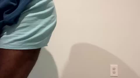 Snapshot of hornyftmguy82 chatting on December 8, 3:21 am hornyftmguy82 online show from December 8, 3:21 am