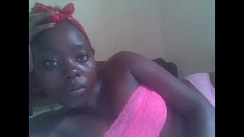 hornygal001 online show from December 24, 8:11 am