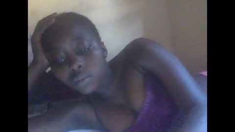 hornygal001 online show from January 6, 4:26 am